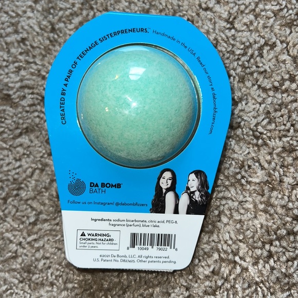 Da Bomb: Neon Bath Bomb - Picture 2 of 3